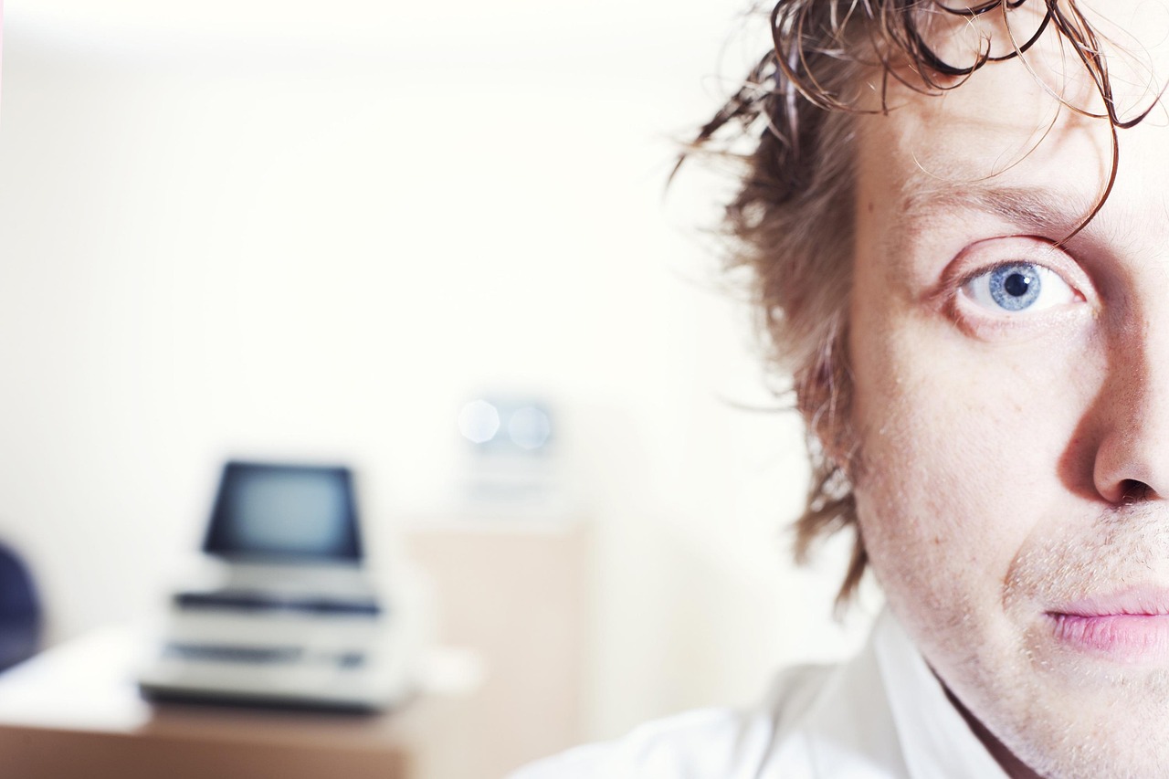 咖啡黄沉香（细）：借客app详情下载教程